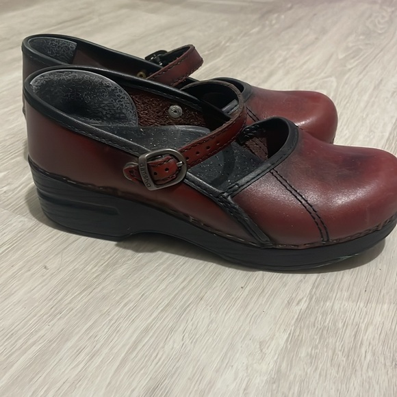 Dansko Mary Janes Cordova Red - Picture 2 of 3